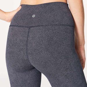 like new Wunder Under Hi-Rise *25" Disperse Dusky Lavender Black